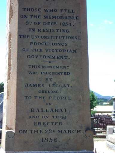 Front view of Digger's Memorial, Balaarat Cemetery