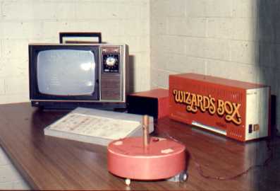 OZNAKI System -  microprocessor Wizard's Box, Zonky robot, adapted TV as monitor